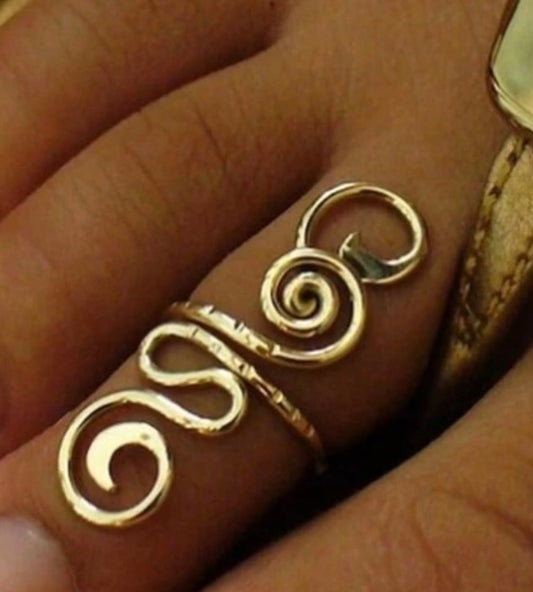 โIT GIRLโ Toe Ring