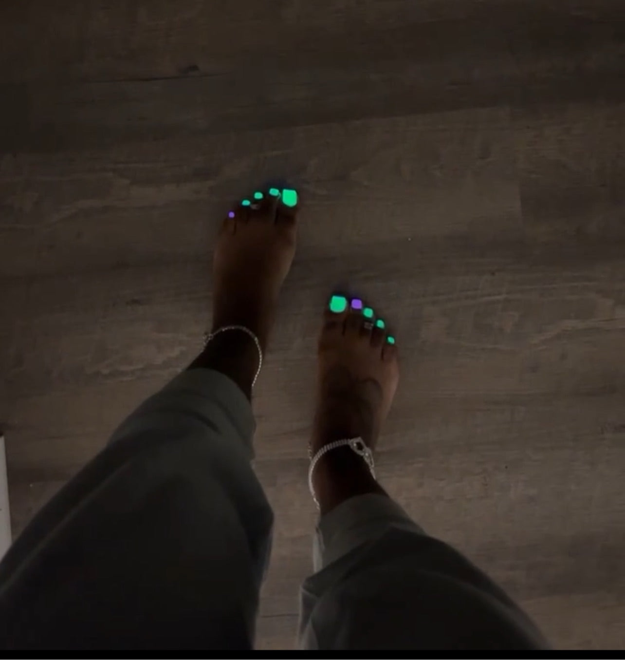 Glow in the dark toenails hotsell